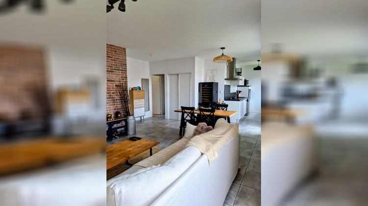 Ma-Cabane - Location Appartement PIERRE-BENITE, 66 m²