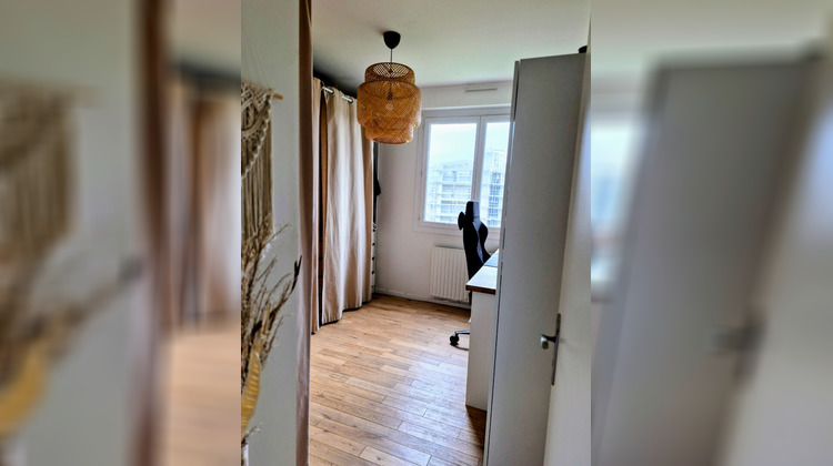 Ma-Cabane - Location Appartement PIERRE-BENITE, 66 m²