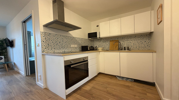 Ma-Cabane - Location Appartement PIERRE-BENITE, 37 m²