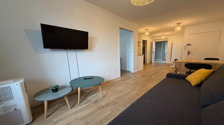 Ma-Cabane - Location Appartement PIERRE-BENITE, 37 m²