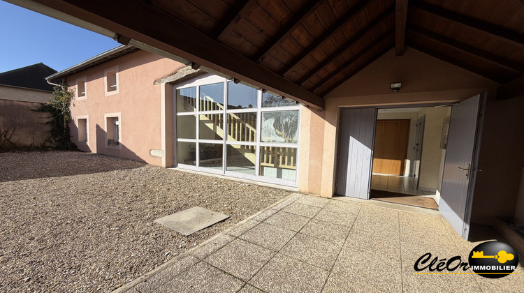 Ma-Cabane - Location Appartement Pierre-de-Bresse, 34 m²