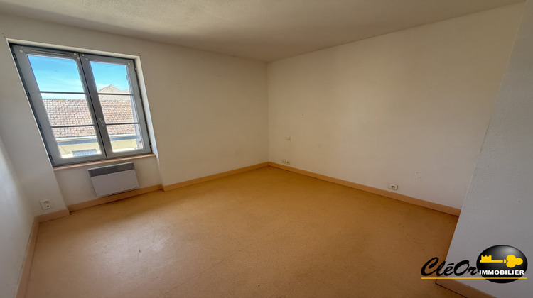 Ma-Cabane - Location Appartement Pierre-de-Bresse, 51 m²