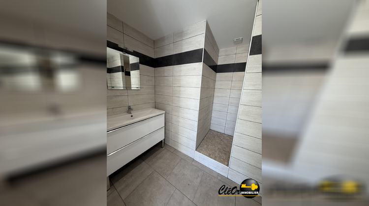 Ma-Cabane - Location Appartement Pierre-de-Bresse, 83 m²