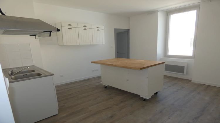 Ma-Cabane - Location Appartement Pierrelatte, 36 m²