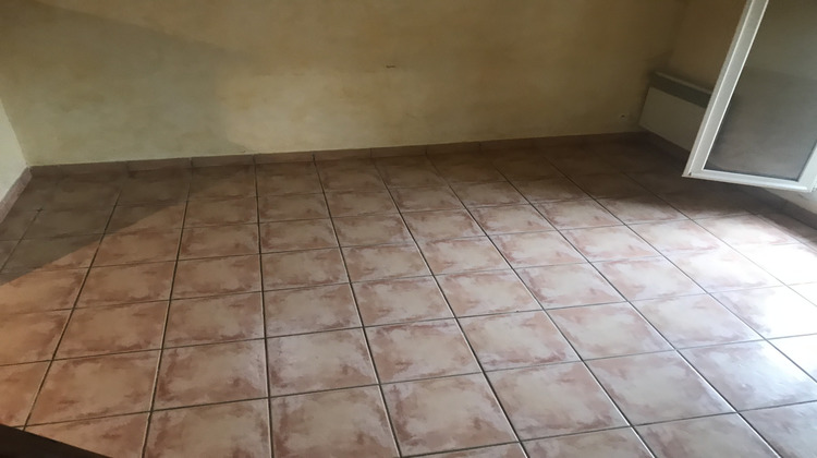 Ma-Cabane - Location Appartement Pierrelatte, 33 m²