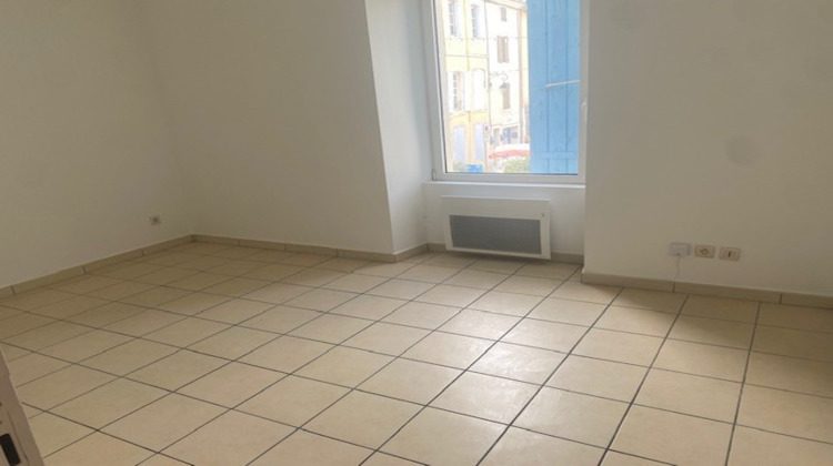 Ma-Cabane - Location Appartement Pierrelatte, 31 m²