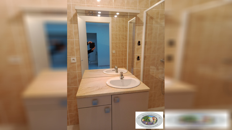 Ma-Cabane - Location Appartement Pierrelatte, 72 m²