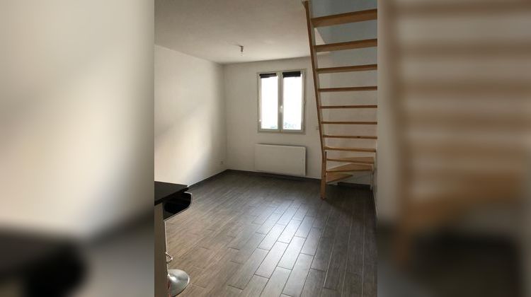 Ma-Cabane - Location Appartement PIERRELAYE, 39 m²