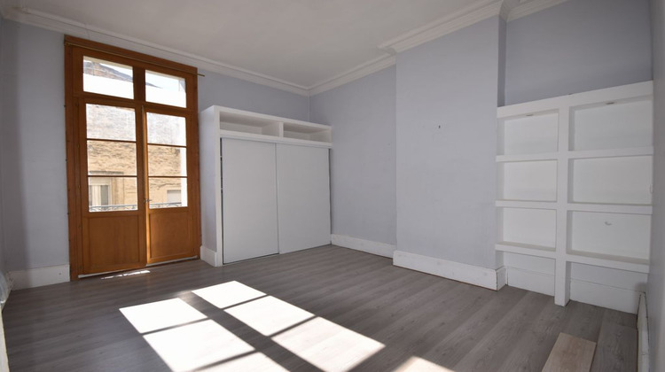 Ma-Cabane - Location Appartement PIGNAN, 85 m²