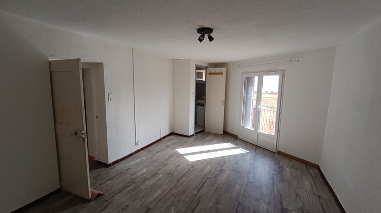 Ma-Cabane - Location Appartement PIGNANS, 45 m²