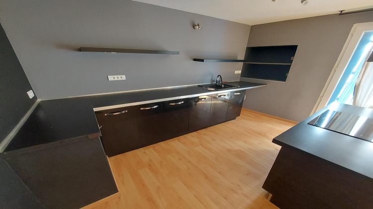 Ma-Cabane - Location Appartement PINET, 66 m²