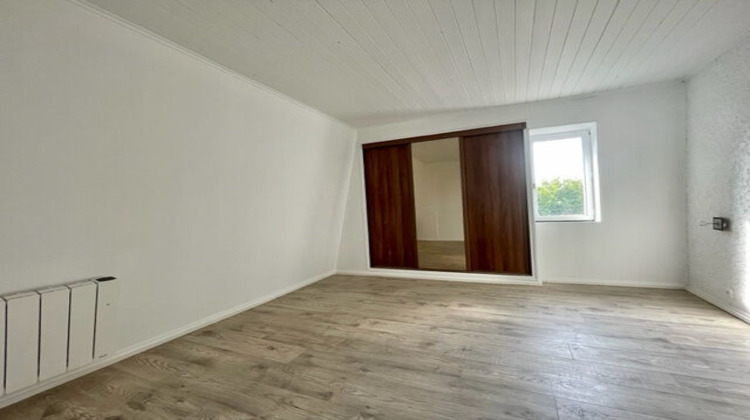 Ma-Cabane - Location Appartement PLAN-D'ORGON, 68 m²