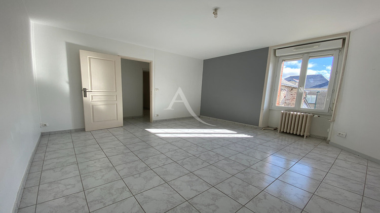 Ma-Cabane - Location Appartement PLESSE, 65 m²