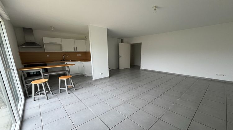 Ma-Cabane - Location Appartement PLESTIN-LES-GREVES, 60 m²