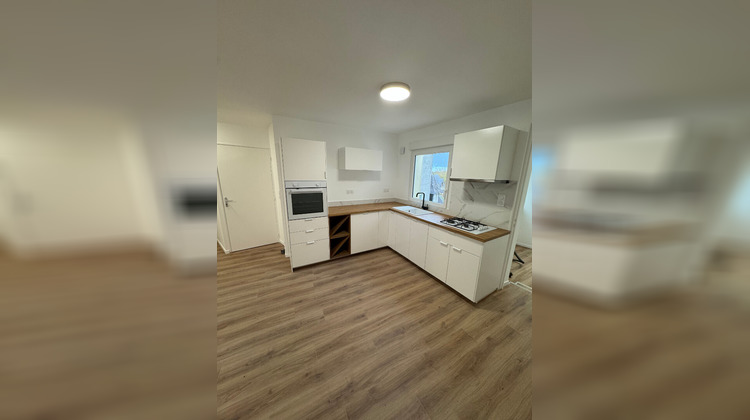 Ma-Cabane - Location Appartement PLEYBEN, 98 m²