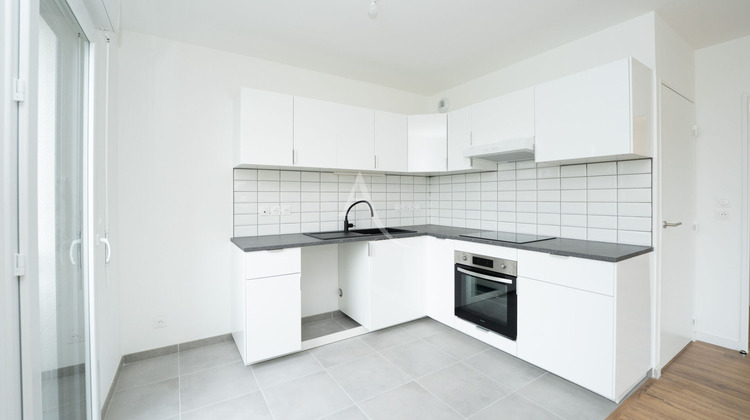 Ma-Cabane - Location Appartement PLOERMEL, 66 m²