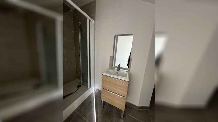 Ma-Cabane - Location Appartement PLOUFRAGAN, 28 m²