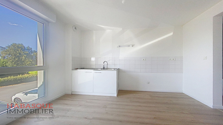 Ma-Cabane - Location Appartement PLOUVORN, 63 m²