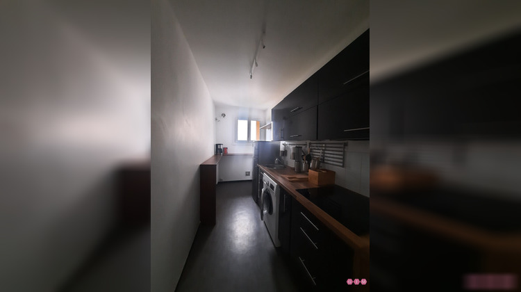 Ma-Cabane - Location Appartement POISSY, 28 m²