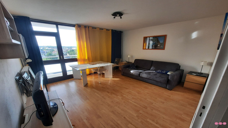 Ma-Cabane - Location Appartement POISSY, 28 m²