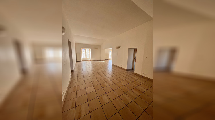 Ma-Cabane - Location Appartement POITIERS, 100 m²