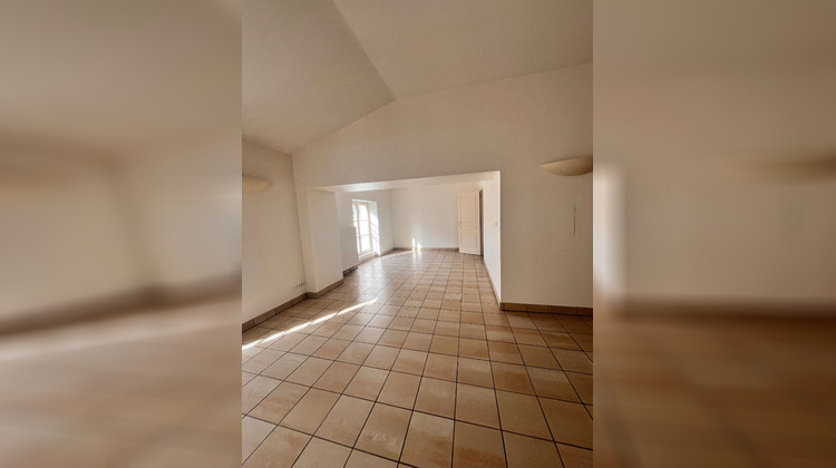 Ma-Cabane - Location Appartement POITIERS, 100 m²