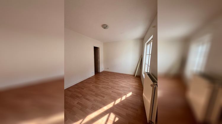 Ma-Cabane - Location Appartement POITIERS, 100 m²