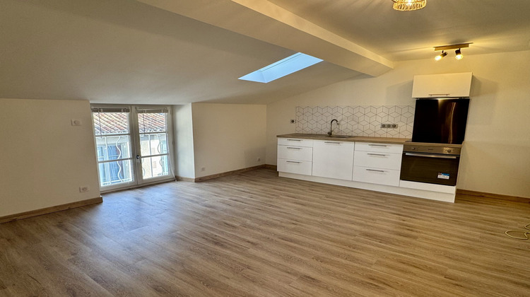 Ma-Cabane - Location Appartement Poitiers, 29 m²