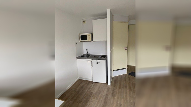 Ma-Cabane - Location Appartement POITIERS, 28 m²
