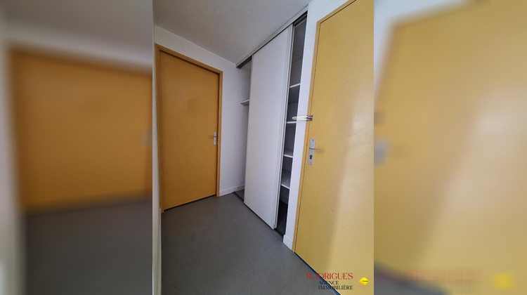 Ma-Cabane - Location Appartement POITIERS, 25 m²