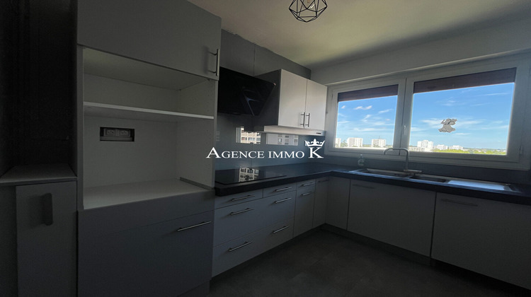 Ma-Cabane - Location Appartement POITIERS, 86 m²