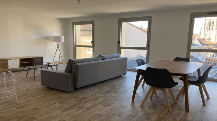 Ma-Cabane - Location Appartement POITIERS, 59 m²