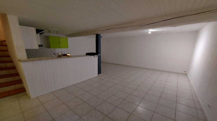 Ma-Cabane - Location Appartement POMEROLS, 54 m²