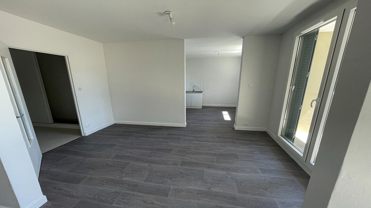 Ma-Cabane - Location Appartement PONCIN, 84 m²