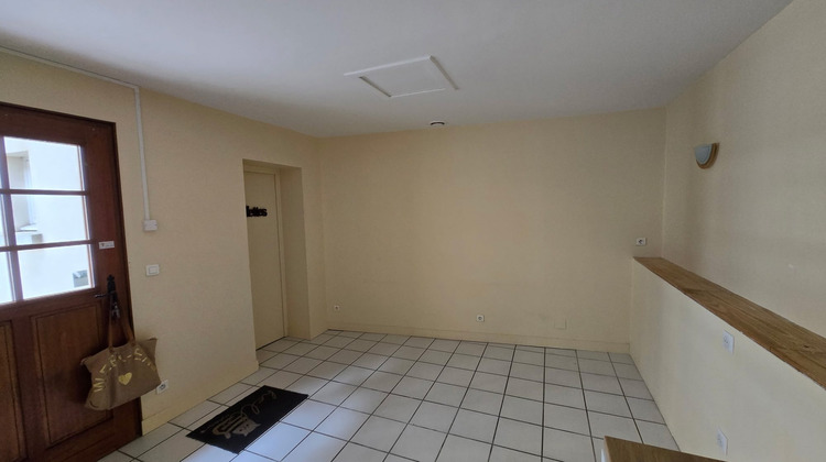 Ma-Cabane - Location Appartement PONT-DE-L'ARCHE, 31 m²