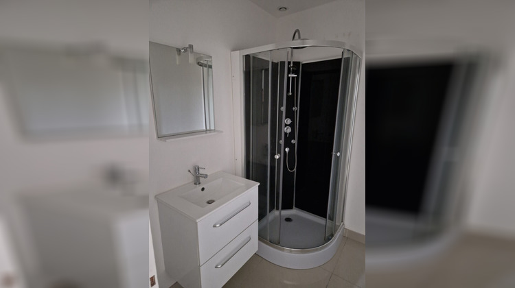 Ma-Cabane - Location Appartement PONT-DE-L'ARCHE, 75 m²