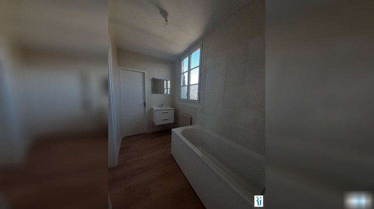 Ma-Cabane - Location Appartement PONT-DE-L'ARCHE, 65 m²