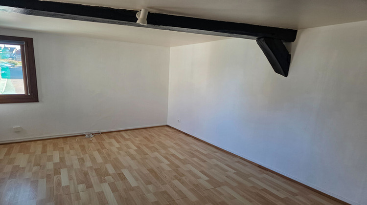 Ma-Cabane - Location Appartement PONT-DE-L'ARCHE, 31 m²