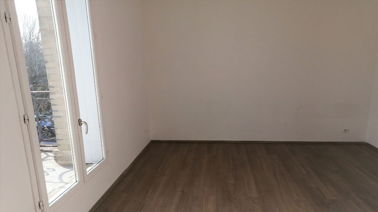 Ma-Cabane - Location Appartement PONT-DE-L'ARCHE, 76 m²