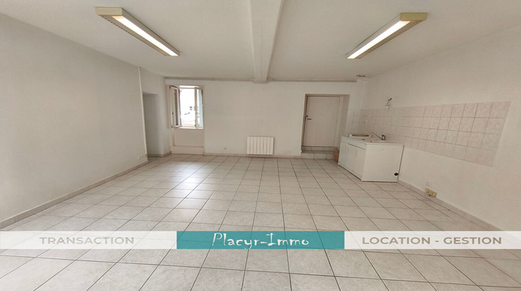 Ma-Cabane - Location Appartement PONT-DE-VEYLE, 63 m²