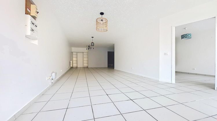 Ma-Cabane - Location Appartement Pont-du-Chateau, 57 m²