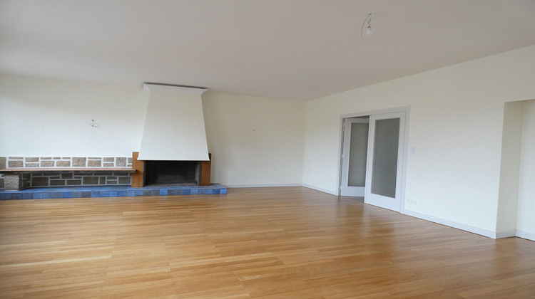 Ma-Cabane - Location Appartement PONT-DU-CHATEAU, 141 m²