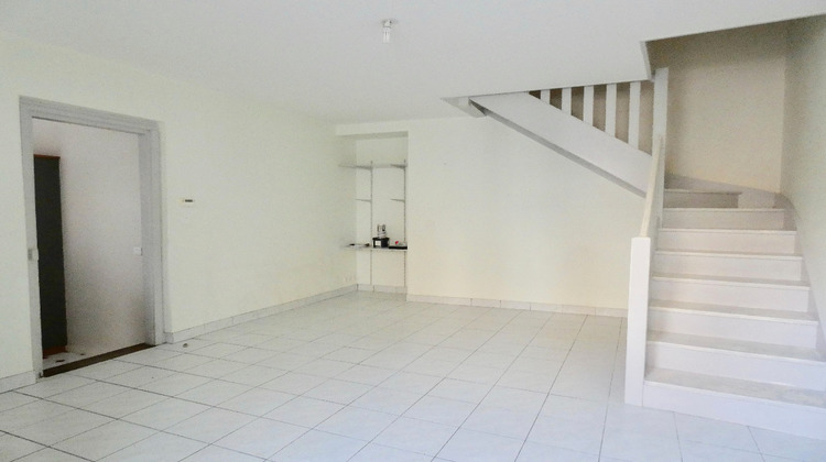 Ma-Cabane - Location Appartement PONT-DU-CHATEAU, 53 m²