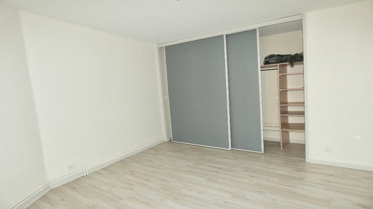 Ma-Cabane - Location Appartement PONT-DU-CHATEAU, 53 m²