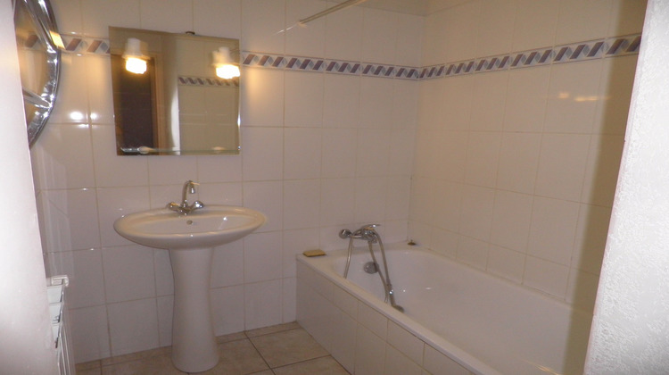 Ma-Cabane - Location Appartement Pont-Saint-Esprit, 82 m²