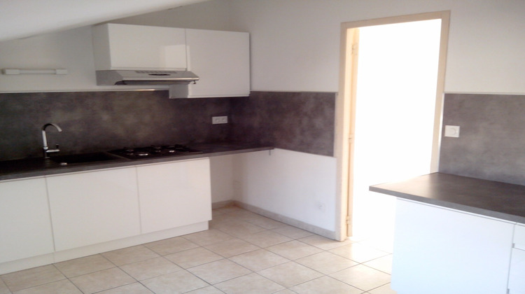 Ma-Cabane - Location Appartement Pont-Saint-Esprit, 82 m²