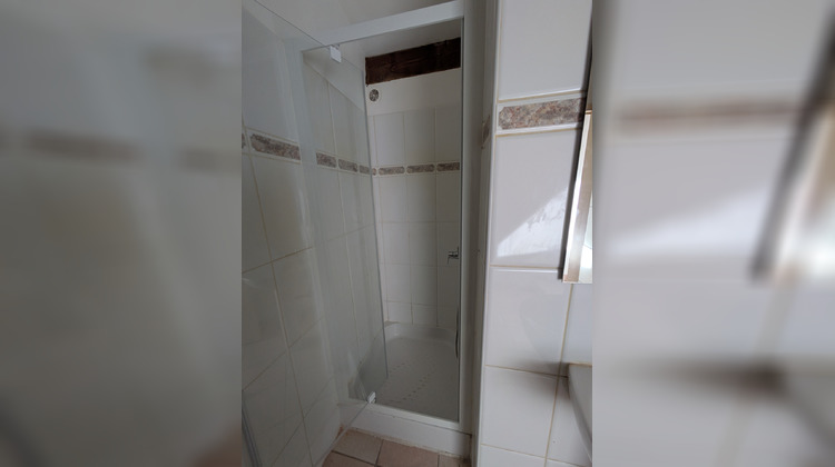 Ma-Cabane - Location Appartement Pont-Saint-Esprit, 45 m²