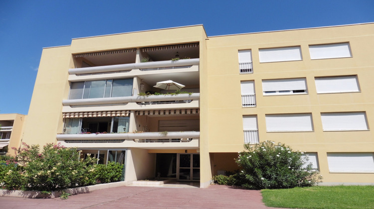 Ma-Cabane - Location Appartement Pont-Saint-Esprit, 68 m²