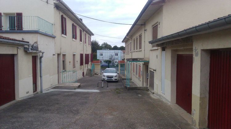 Ma-Cabane - Location Appartement PONT-SAINT-VINCENT, 27 m²