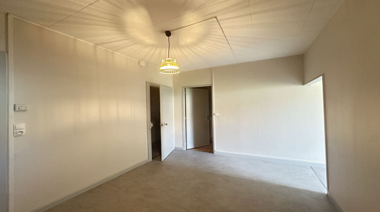 Ma-Cabane - Location Appartement Pont-Saint-Vincent, 37 m²